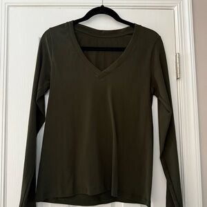 Athleta Forest Green V-Neck Long Sleeve Top